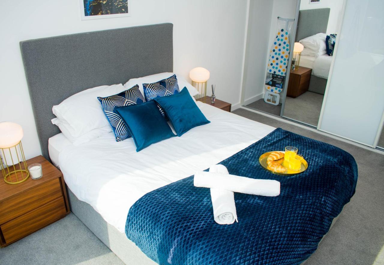 Exoticstay Apartments - Ultra Luxe Top Floor Suite - City Centre Apartment With Cube View - Smart 4K Tv With Ultrafast Wifi & Netflix Birmingham Luaran gambar