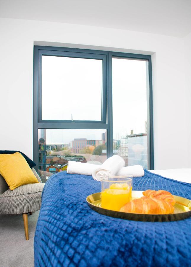 Exoticstay Apartments - Ultra Luxe Top Floor Suite - City Centre Apartment With Cube View - Smart 4K Tv With Ultrafast Wifi & Netflix Birmingham Luaran gambar