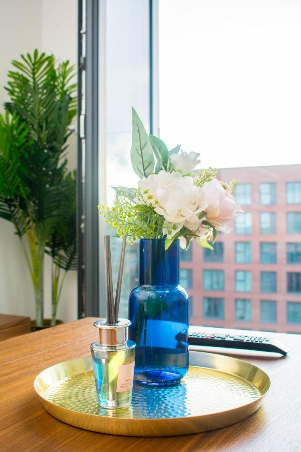 Exoticstay Apartments - Ultra Luxe Top Floor Suite - City Centre Apartment With Cube View - Smart 4K Tv With Ultrafast Wifi & Netflix Birmingham Luaran gambar